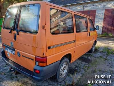 Naudotas Krovininis Automobilis Volkswagen Transporter 1996 m. su defektais Vilniuje 272 EUR