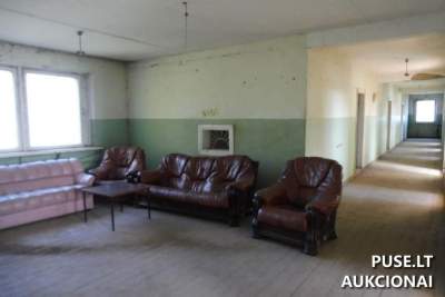 Administracinės patalpos Pasvalio rajone, Kriklinių miestelyje, 253 kv. m, pradinė kaina 4880 EUR