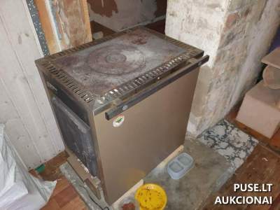 Parduodamas nekilnojamasis turtas Narbutiškių k., Rietavo sav., 2142 EUR startinė kaina – butas su ūkiniais pastatais