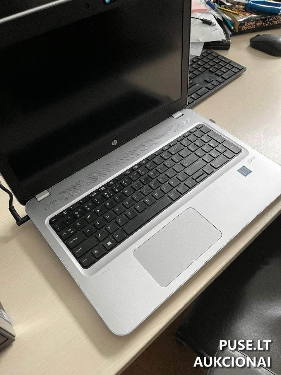 Kompiuteriai ir nešiojami kompiuteriai , kortelių spausdintuvai Kompiuterių programinė ir techninė įranga 1