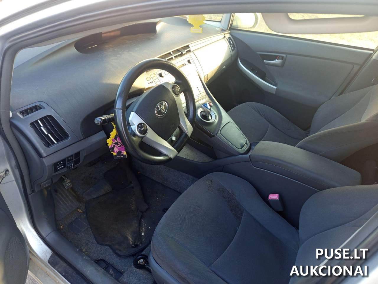 Transporto priemonė Toyota Prius Keleivinis automobilis 5