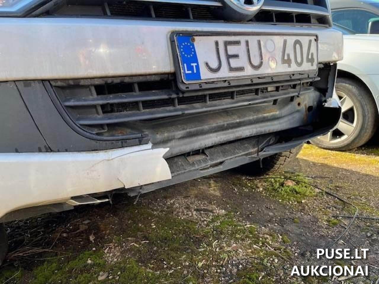 VW AMAROK Nenurodyta 5