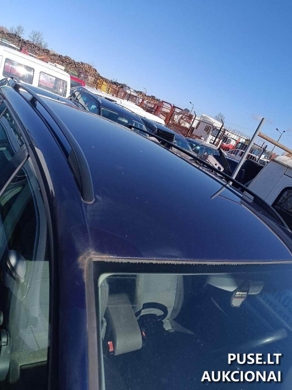 VW TOURAN Nenurodyta 4