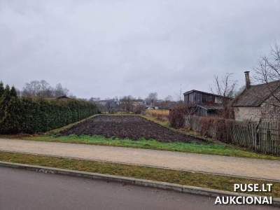 Valstybinės žemės sklypo pardavimas Kelmės r. sav. Užvenčio mieste, P. Višinskio g. 1A, pradinė kaina 1414 EUR