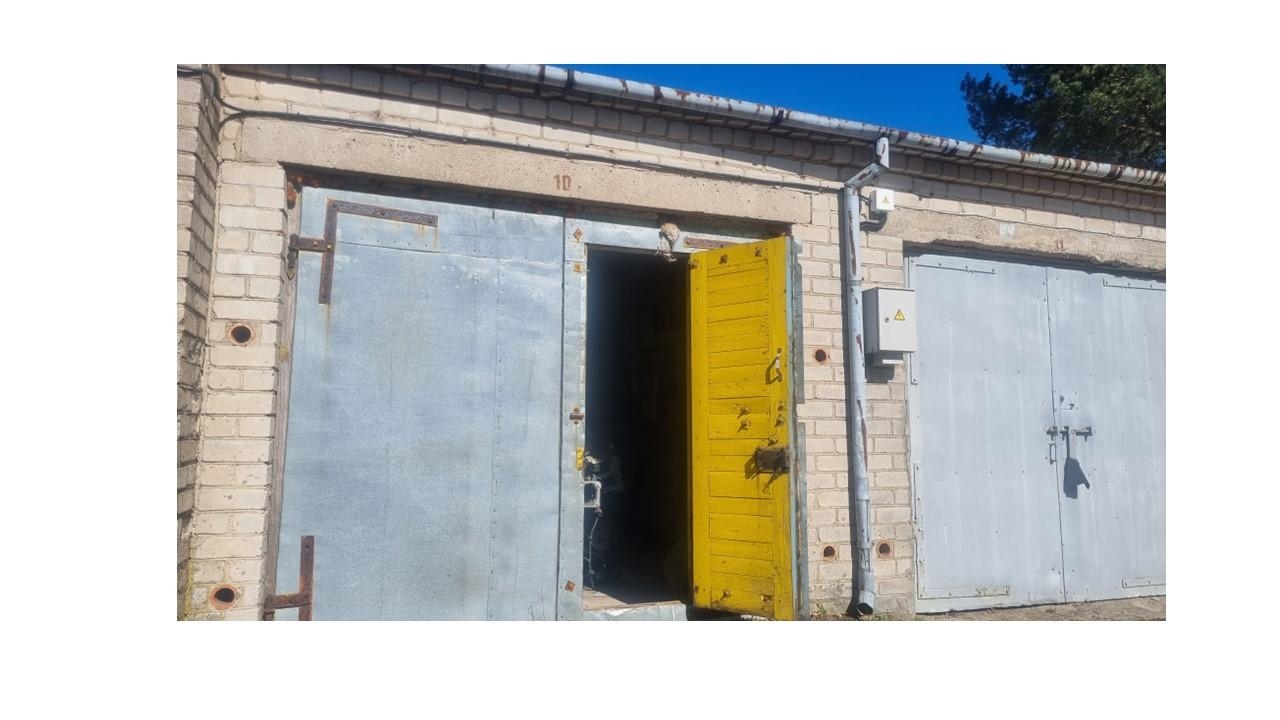 Garažas Patalpos/Butai Turgaus g. 2A, Plungė, 90164 Plungės r. sav., Lithuania 3