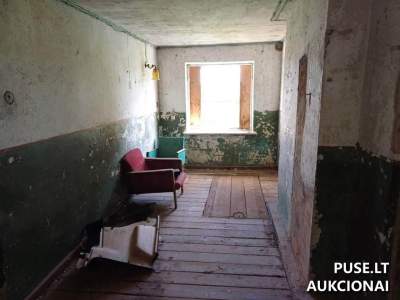 37/100 Dalies Gyvenamojo Namo Aukcionas Raseinių r., Bogušiškių k. Parko g. 3, pradinė kaina 372 EUR