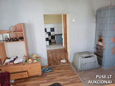 Parduodamas 54.65 kv.m. butas Klaipėdos rajone, Pipirų k., su 0.7988 ha žemės sklypu, pradinė kaina 25700 EUR