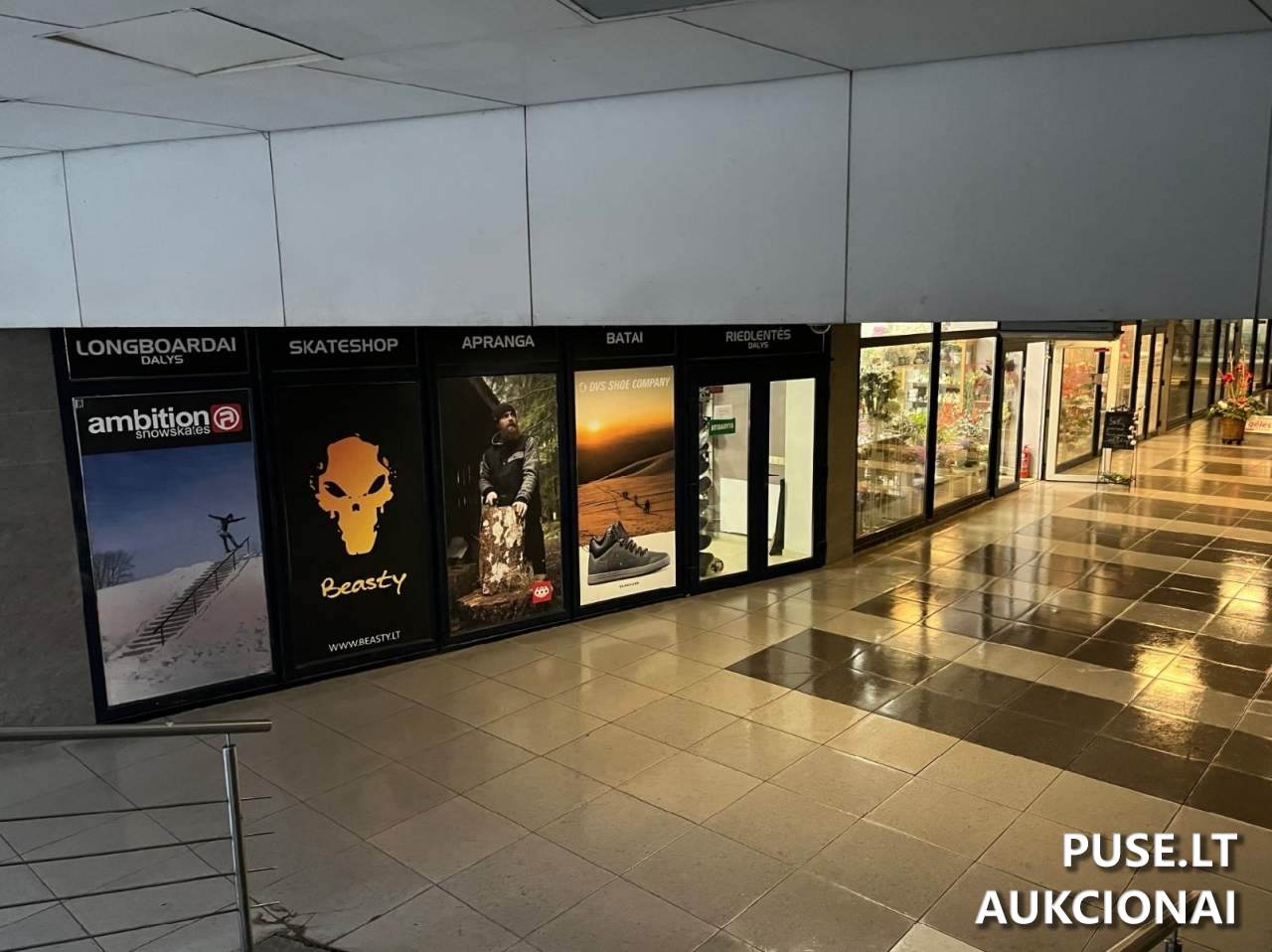 Nuomojamas turtas: Prekybos patalpos su kirpykla Patalpos/Butai Konstitucijos pr. 3A, 09309 Vilnius, Lithuania 3