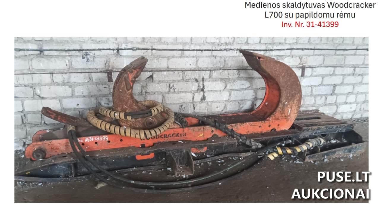 Medienos skaldytuvas Woodcracker L700 su papildomu rėmu Inv. nr. 31-41399 Kitas turtas 2