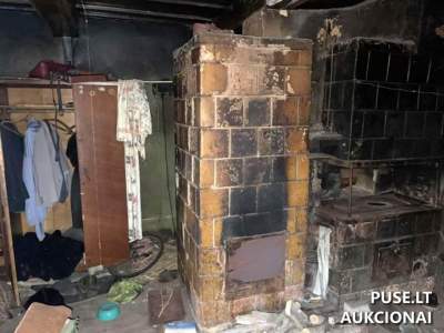 Gyvenamasis namas ir ūkiniai pastatai su 0.79 ha žemės sklypu Šalčininkų rajone už 5103 EUR