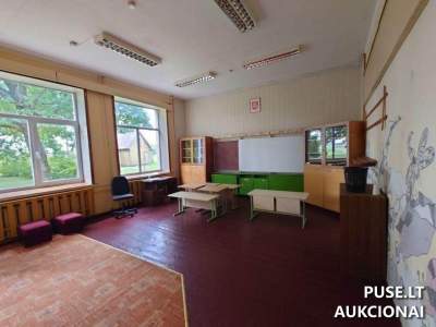 Mokykla Šakių rajone, Gotlybiškių kaime, pradinė kaina 28550 EUR - Savivaldybės aukcionas