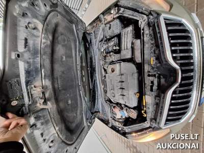 Škoda Yeti 2017 dyzelinis visais varančiais (4x4) automobilis aukcione pradine kaina 4500 EUR