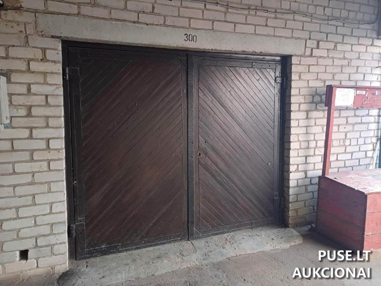 Boksas Nr.300 Patalpos/Butai S. Dariaus ir S. Girėno g. 3, 78222 Šiauliai, Lithuania 6
