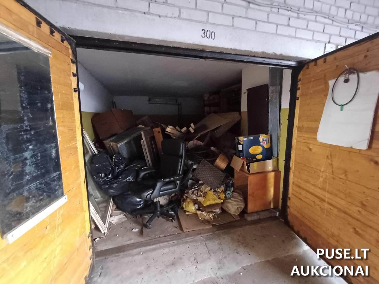 Boksas Nr.300 Patalpos/Butai S. Dariaus ir S. Girėno g. 3, 78222 Šiauliai, Lithuania 7