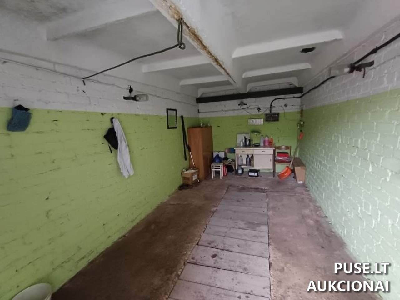 Garažas Patalpos/Butai Veterinarijos g. 15A, 72221 Tauragė, Lithuania 1