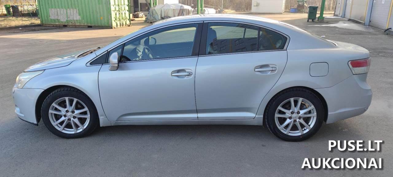Lengvasis automobilis Toyota Avensis Lengvasis automobilis 2