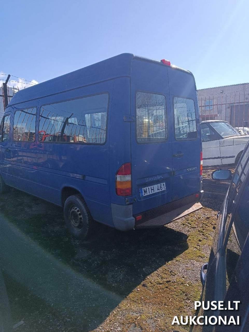 MERCEDES 308 Nenurodyta 2