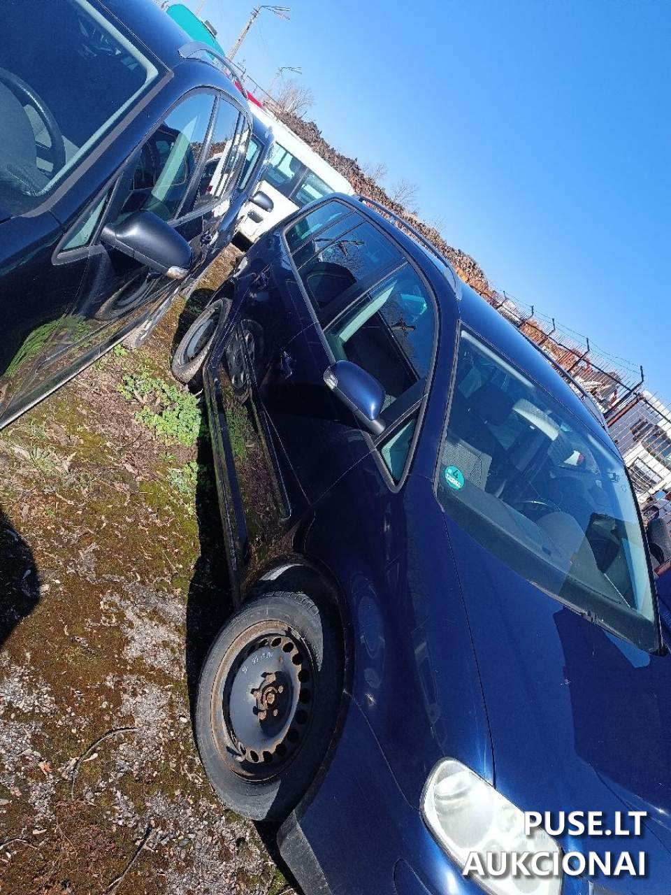 VW TOURAN Nenurodyta 3
