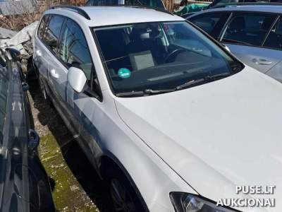 Transporto priemonė VW GOLF 2015 dyzelinas parduodama aukcione Panevėžyje nuo 6406 EUR