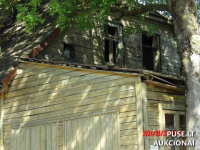 Parduotuvės pastato aukcionas Šiaulių rajone, Gruzdžių miestelyje, pradinė kaina 24802 EUR