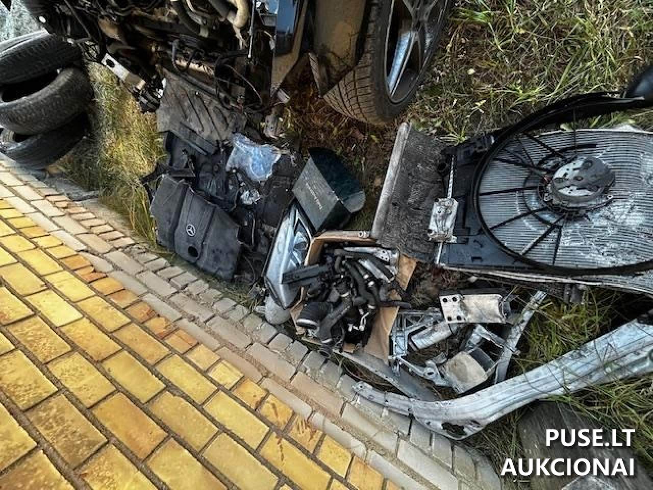 Automobilis Mercedes Benz C220d Neklasifikuota 8