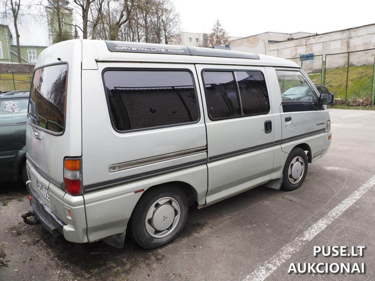 Automobilis MITSUBISHI L300 Keleivinis automobilis 3