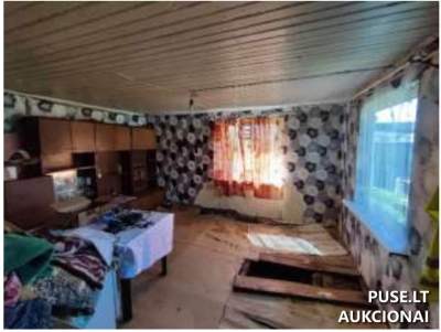 Gyvenamasis namas Marijampolės rajone, Liucinave, 1200 EUR kaina, 1/8 dalis