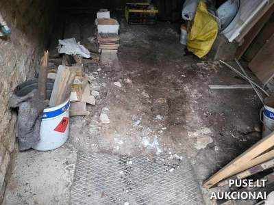 Parduodamas sandėlis Vilniuje, Kenos g. 10-12, 10 kv.m negyvenamoji patalpa 14385 EUR pradinė kaina