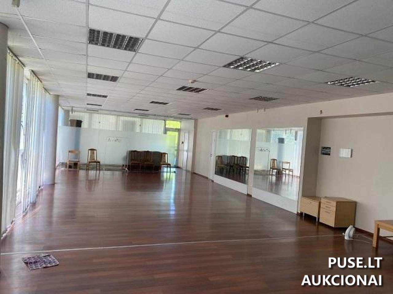 Kultūros rūmai su amerikietiškų kėglių centru Patalpos/Butai Vytenio g. 6, 03113 Vilnius, Lithuania 11