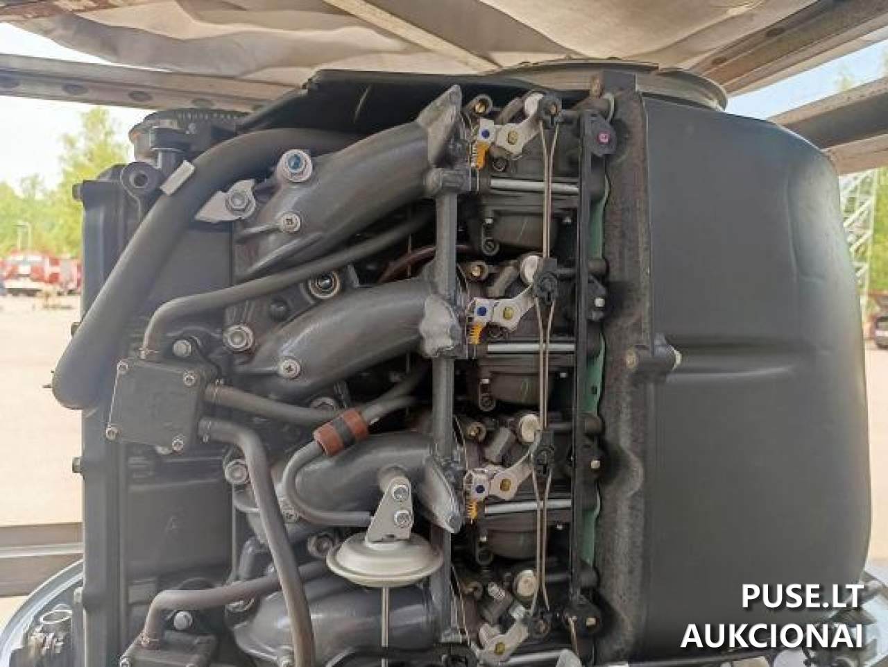Pakabinamas valties variklis HONDA BF-90 Kitas turtas 1