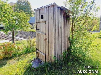 Kiemo statiniai Molėtuose, Alberto Jauniškio g. 9, 1/2 dalis parduodami už 30 EUR pradinę kainą