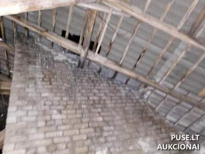 13.73 kv.m neįrengta pastogė Pylimo g. 31A, Vilniuje, pradinė kaina 9270 EUR, parduodama aukcione