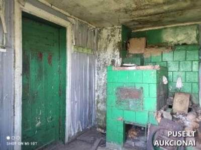 Gyvenamasis namas Kėdainių rajone, Lažų k., parduodamas aukcione nuo 4000 EUR