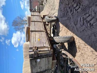 Priekaba 2PTS-4/8876 aukcionas Šilutės r. su pradine 500 EUR kaina