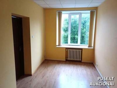 Parduodama negyvenamoji patalpa - biuras 168 kv.m Kaune, Gedimino g. 45, pradinė kaina 175000 EUR