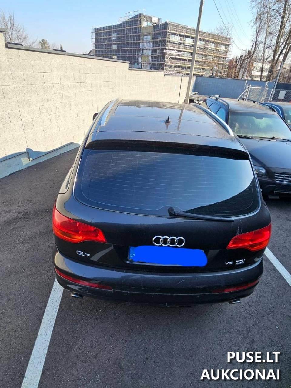 Automobilis Audi Q7 Lengvasis automobilis 1