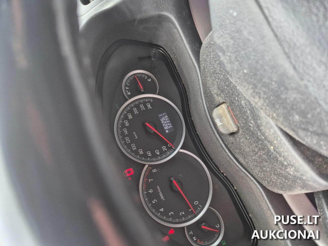SUBARU SUBARU LEGACY Keleivinis automobilis 1
