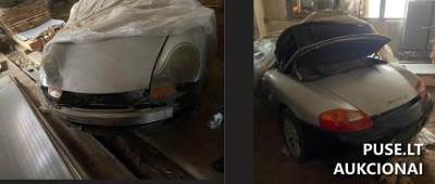Porsche Boxter kabrioletas iš Amerikos parduodamas aukcione, pradinė kaina 3750 EUR