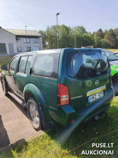 Parduodamas naudotas dyzelinis Nissan Pathfinder 2014 m. aukcione, pradinė kaina 900 EUR