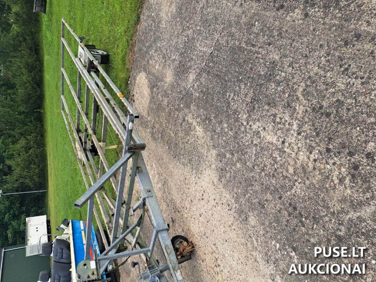 Priekaba laivo ant oro pagalvės, valst. Nr. DD 430 Priekaba arba puspriekabė nuo 0,75t. iki 3,5t. 3
