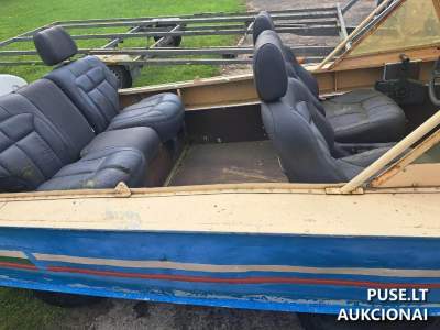 Motorinė valtis Progres-4 su 35 AG Johnson varikliu aukcione pradine kaina 1000 EUR