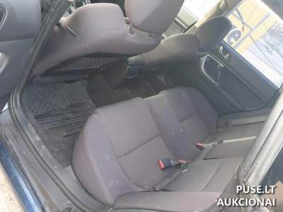 SUBARU LEGACY 2009 m. automobilis aukcione Vilniuje su pradine kaina 300 EUR