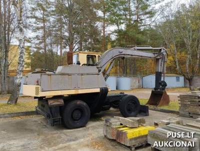 Ekskavatorius EO-3323A parduodamas aukcione nuo 3630 EUR