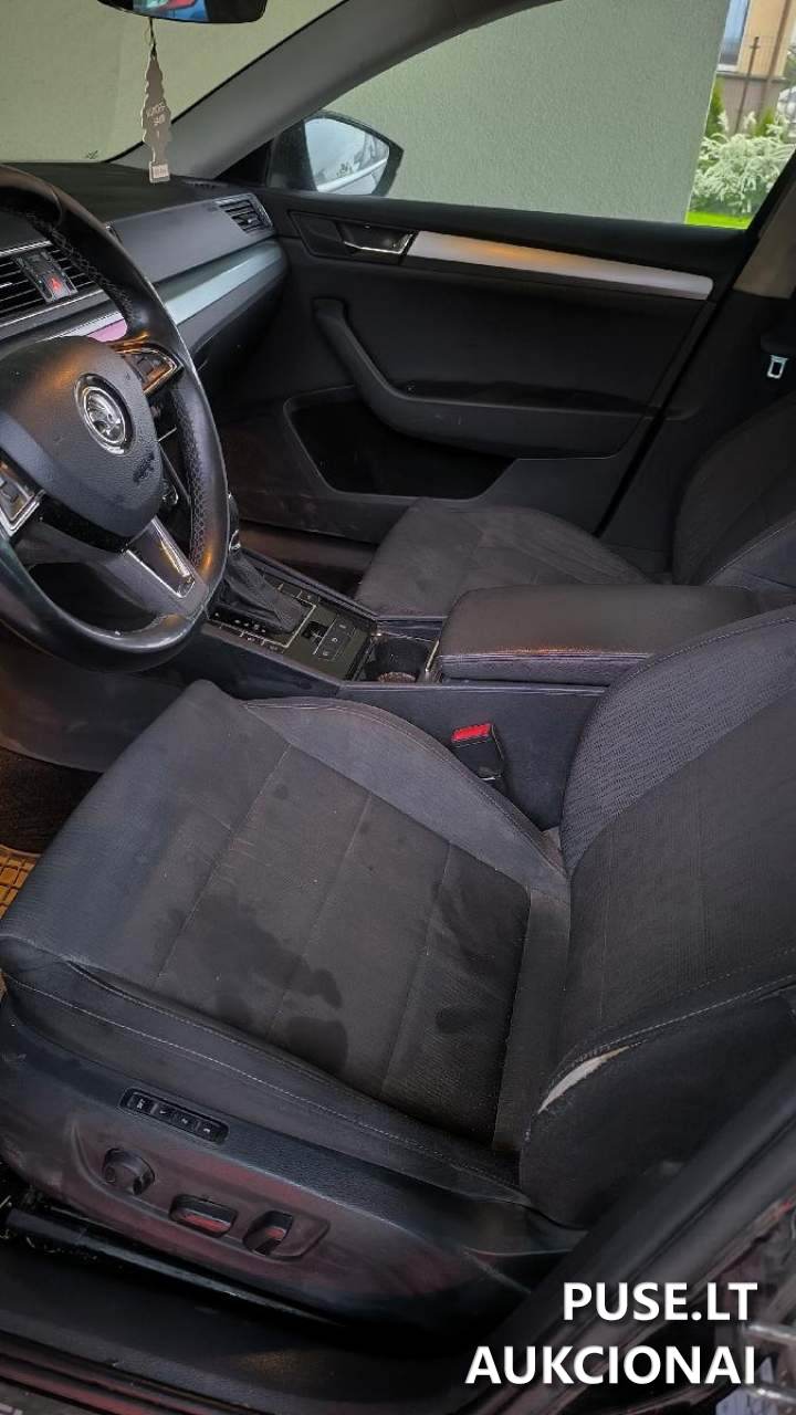 Automobilis Skoda Superb Keleivinis automobilis 5