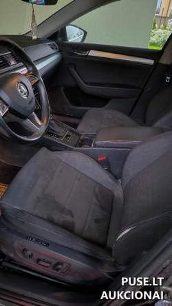 Keleivinis automobilis - Automobilis Skoda Superb