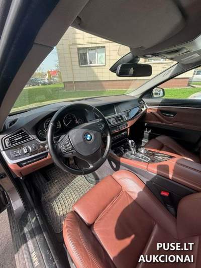 BMW 5ER REIHE keleivinis automobilis pradinė kaina 8000 EUR - Antstolių varžytynės