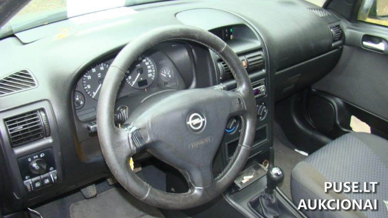 Opel Astra Keleivinis automobilis 1