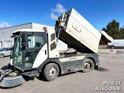 Neklasifikuota - Vakuminio šlavimo automobilis Johnston  CN-401