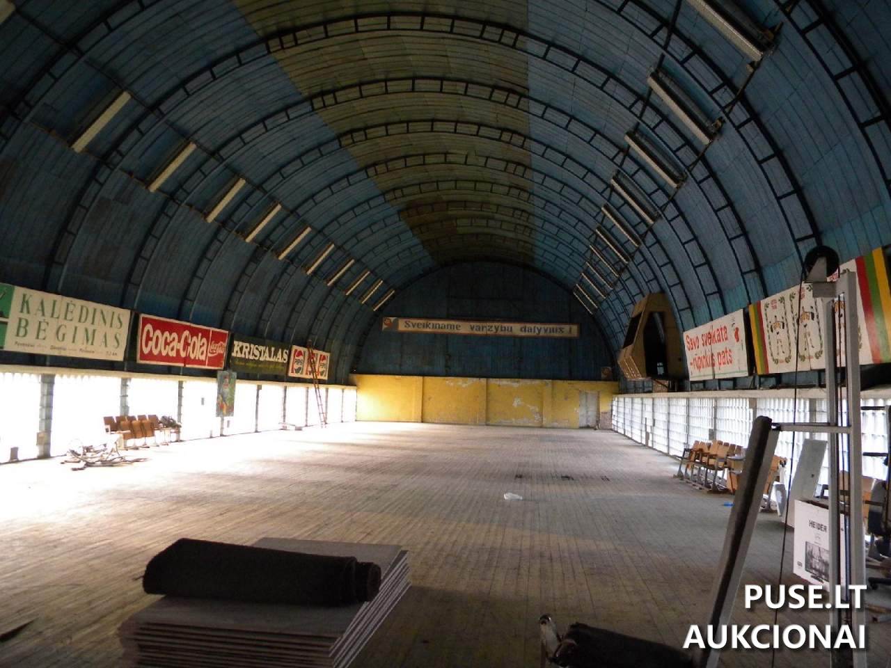 Klubas su sporto sale Pastatai Ventos g. 81B, 81168 Kuršėnai, Lithuania 8