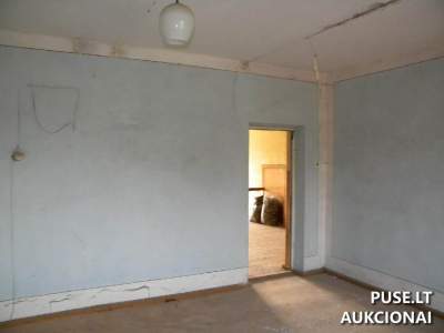 Klubas su sporto sale, 1024 kv.m. Šiaulių rajone, Kuršėnuose, pradinė kaina 44000 EUR